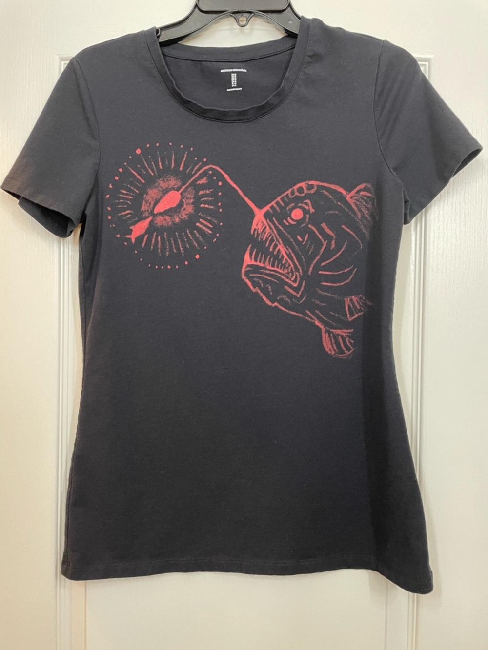 Handmade, hand painted Anglerfish bleach dye black tee shirt short sleeve NEW SM
